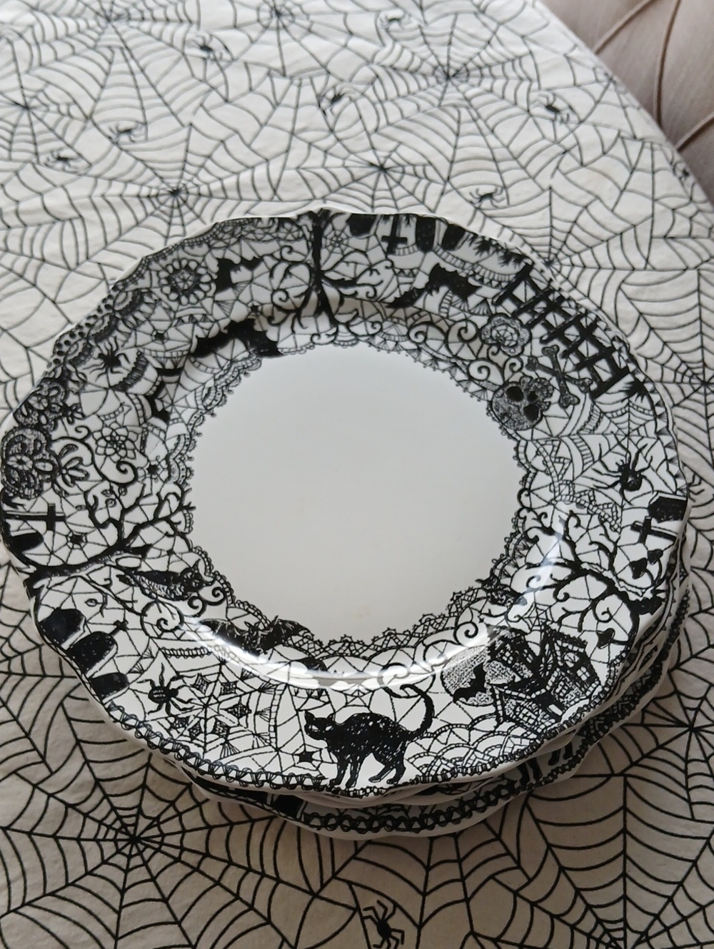222 Fifth Black and White Halloween Spiderweb Plate Wiccan Lace 4 Pieces